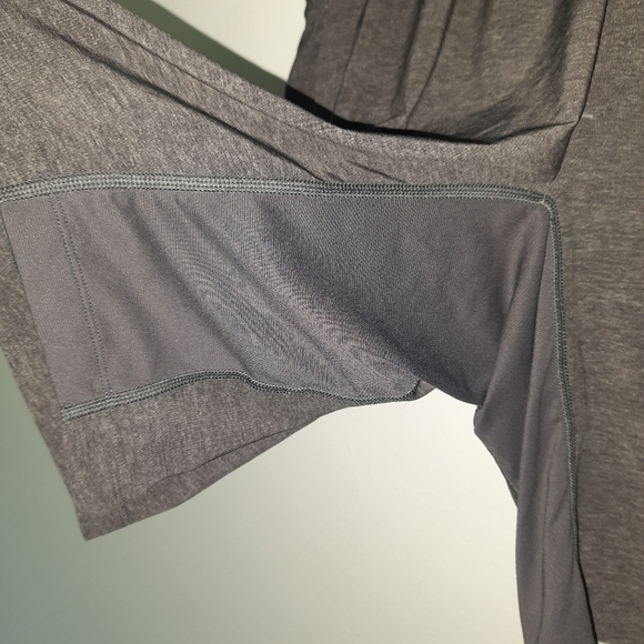 Lululemon Pace Breaker Shorts Gray Size M - Picture 7 of 16